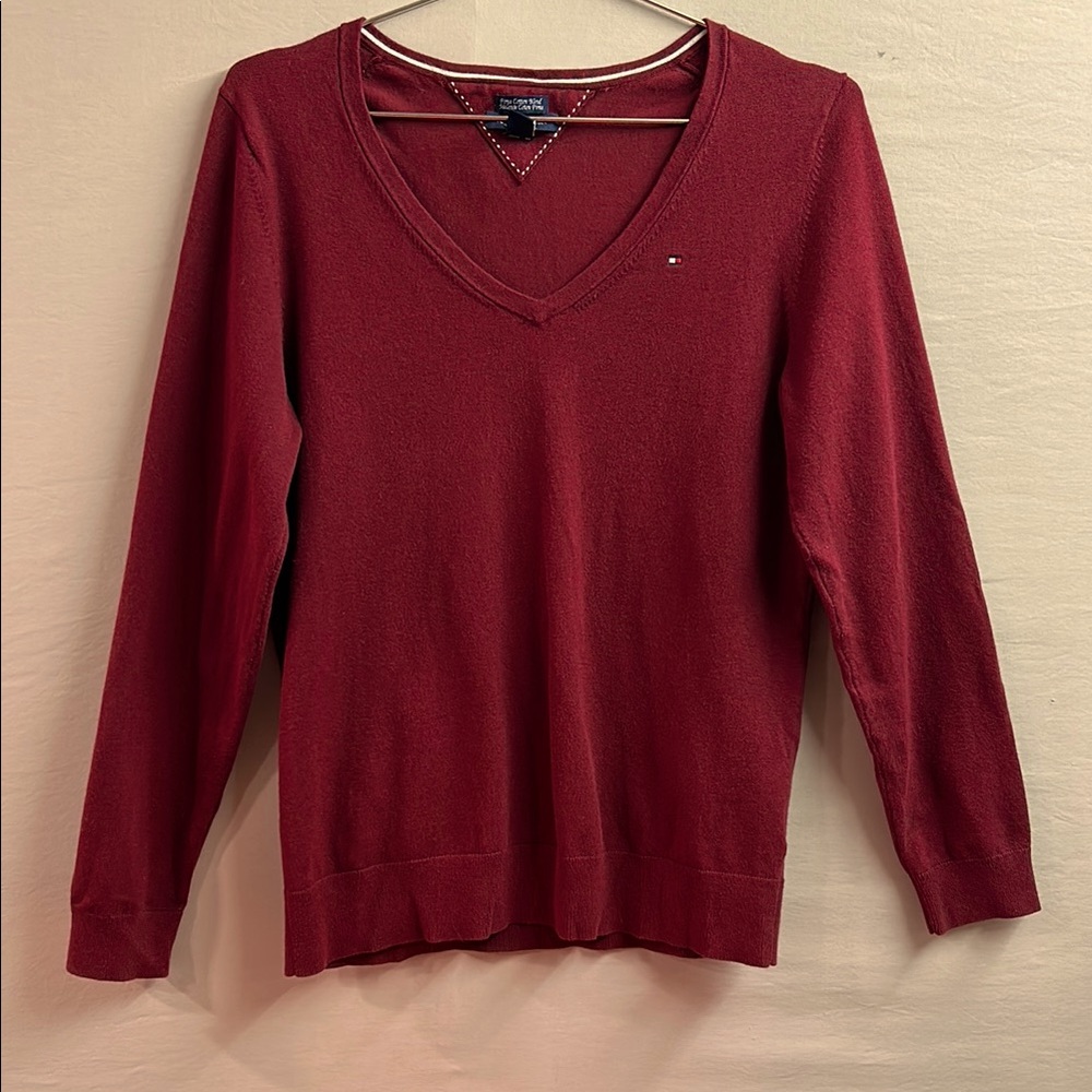 Tommy Hilfiger Women's Deep Red V-Neck Sweater Large